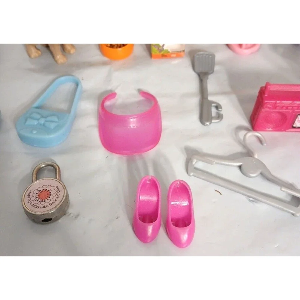 Barbie Dogs & Accessories Lot of 27 Ginger not working sunglasses guitar purse